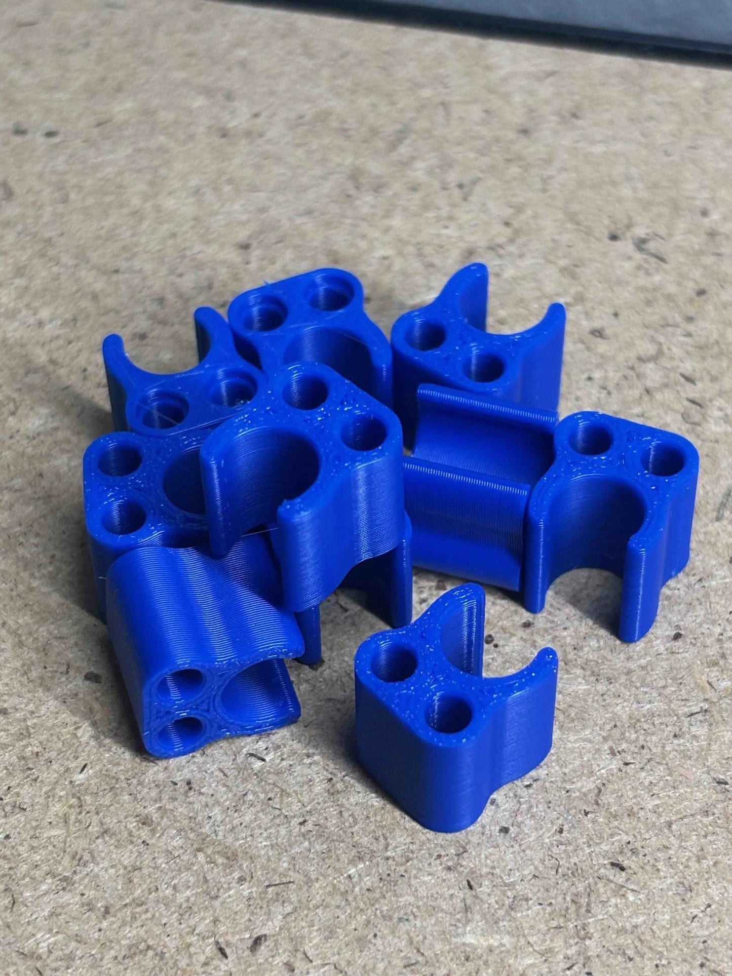 Clips Rpm sur câble bougie karting